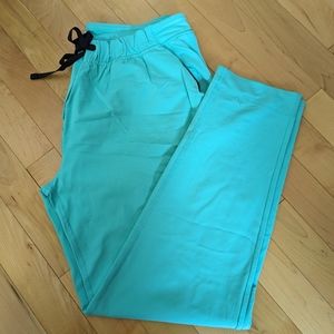 Lululemon Jet Crop (Slim) (Luxtreme 19")
